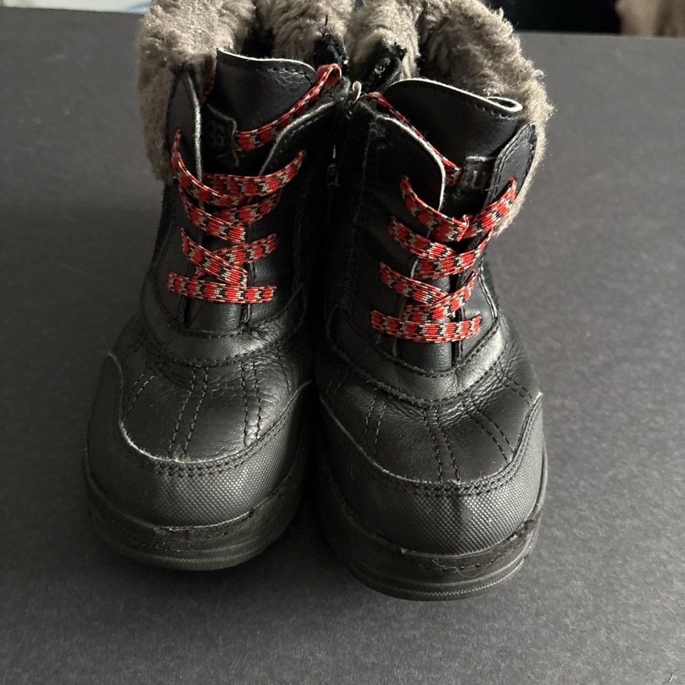 UGG Black Kids Boots with Red Laces
